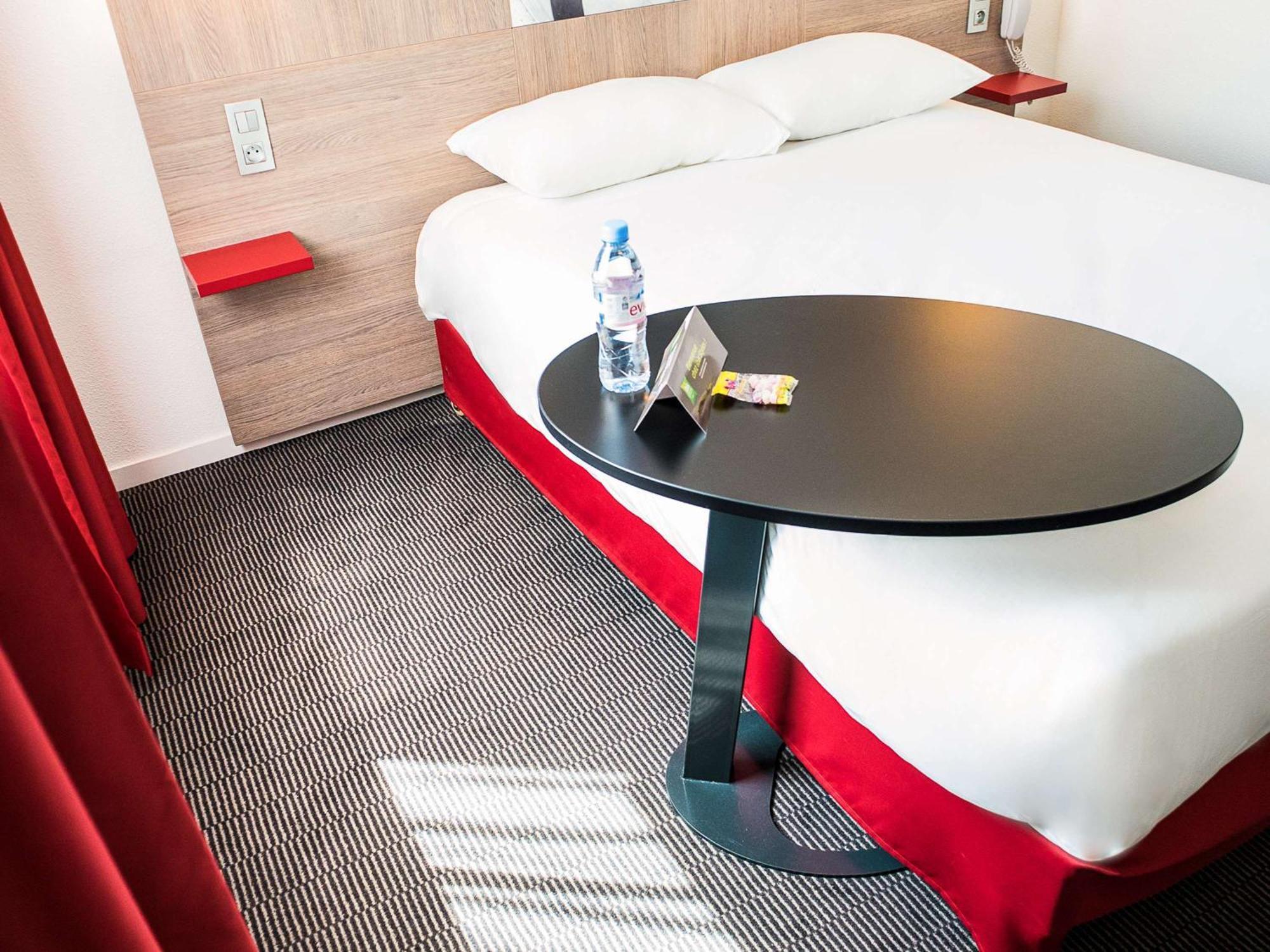 Ibis Styles Toulouse Cite Espace Exterior foto